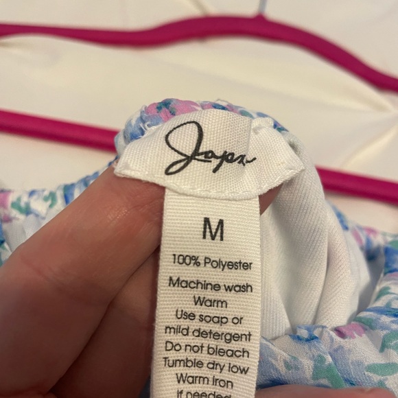 Coachella or concert-going Crop top. like Free People Brand; boho style. So soft - Picture 2 of 5